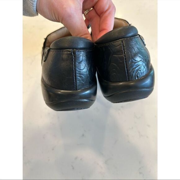 Alegria Keli Black Leather Slip-On Wedge Heel Comfort Work Shoes - Picture 4 of 7